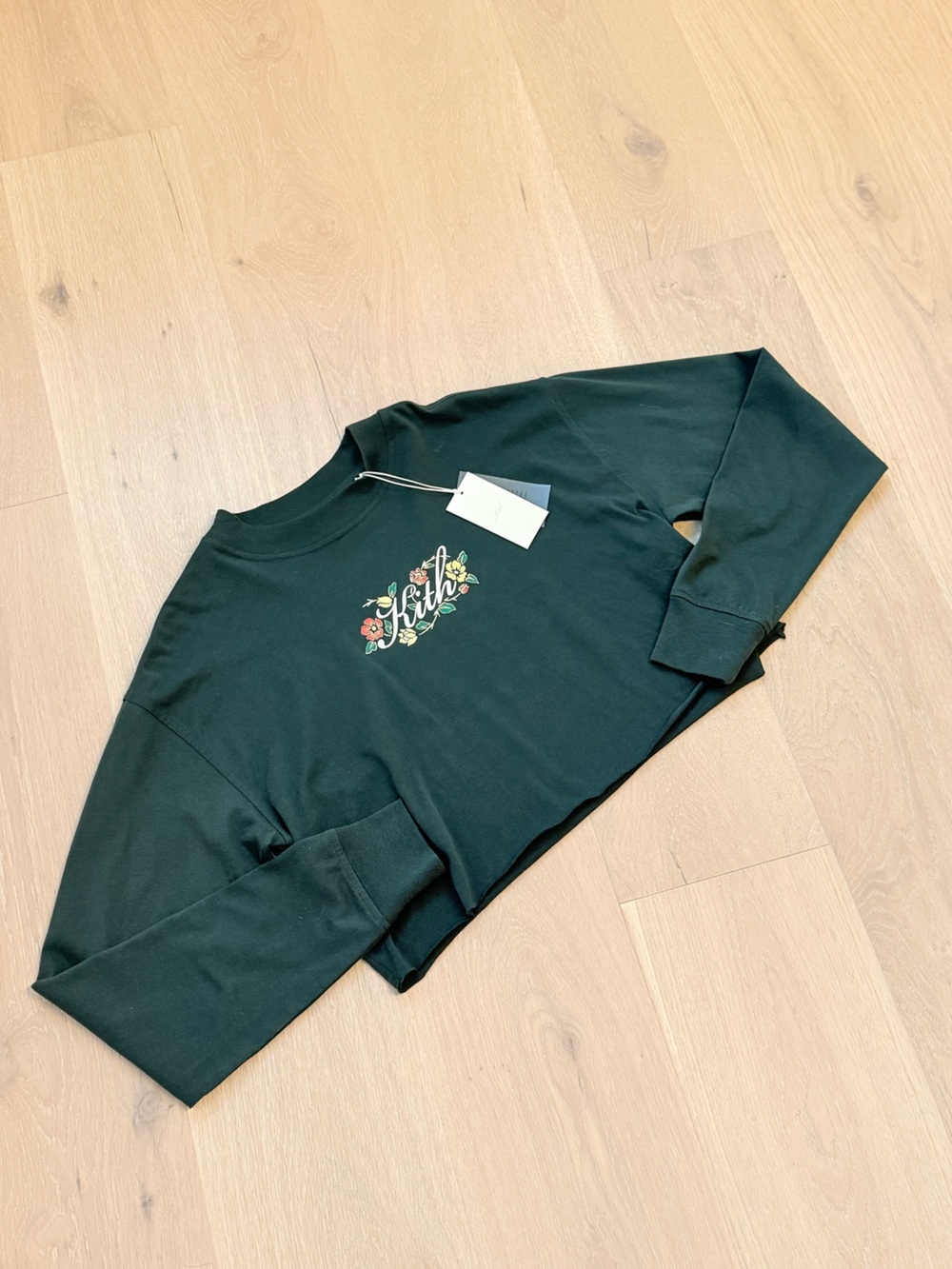 Kith Floral Script Long Sleeve Tee NWT Small 100% Cotton | Forest Green